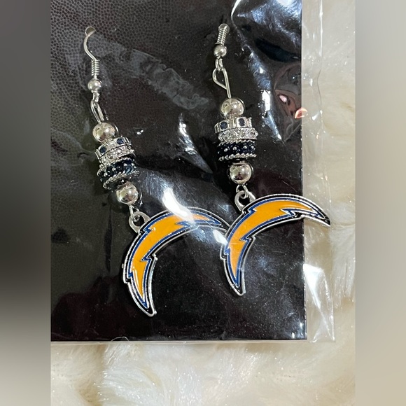 Los Angeles NFL Chargers Earrings New - Picture 3 of 4